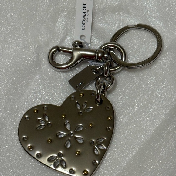 Coach Metallic Heart Keychain with Floral Accents - Picture 2 of 2